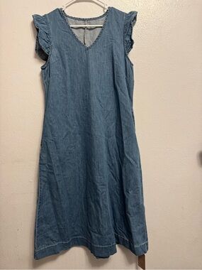 NWT Sleeveless Denim V-Neck Midi Dress - Light Blue
